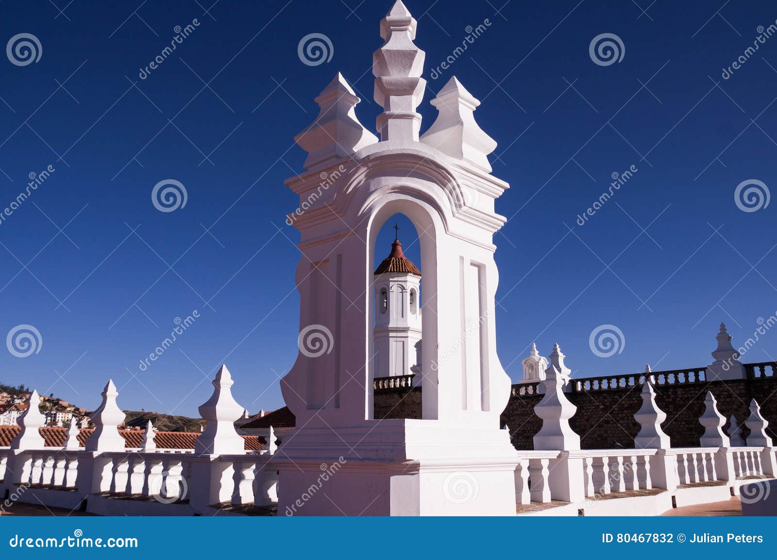 Chiesa di San Felipe Neri a Sucre. Il monastero di San Felipe Neri è un bello esempio dell'architettura coloniale bianca del ` s di Sucre