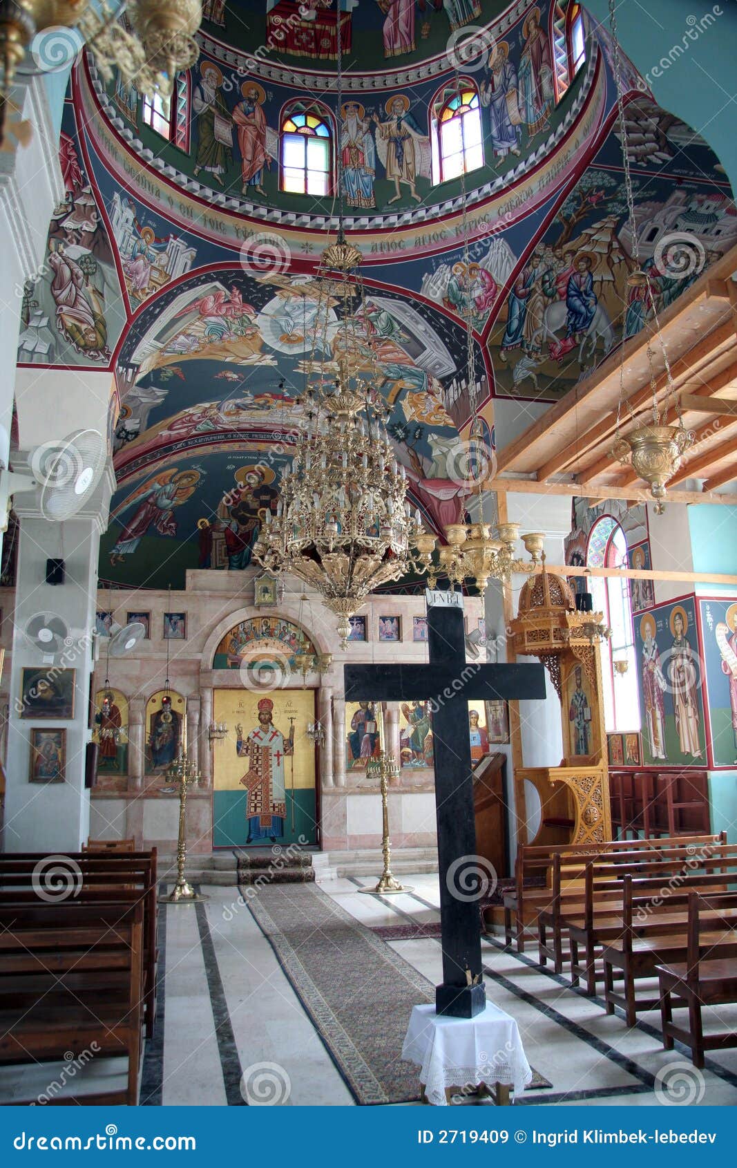 Chiesa Ortodossa Greca Differenza Cattolica Chiesa ortodossa greca immagine stock. Immagine di salvatrice - 2719409
