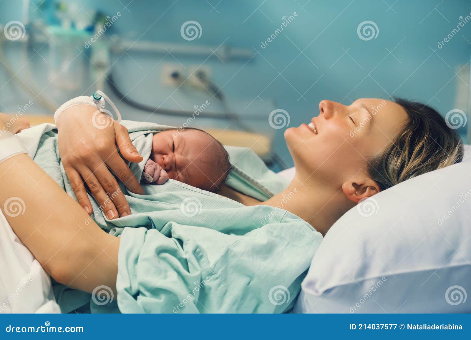 Picture Of Delivery Of Childbirth picture-of-delivery-of-childbirth
