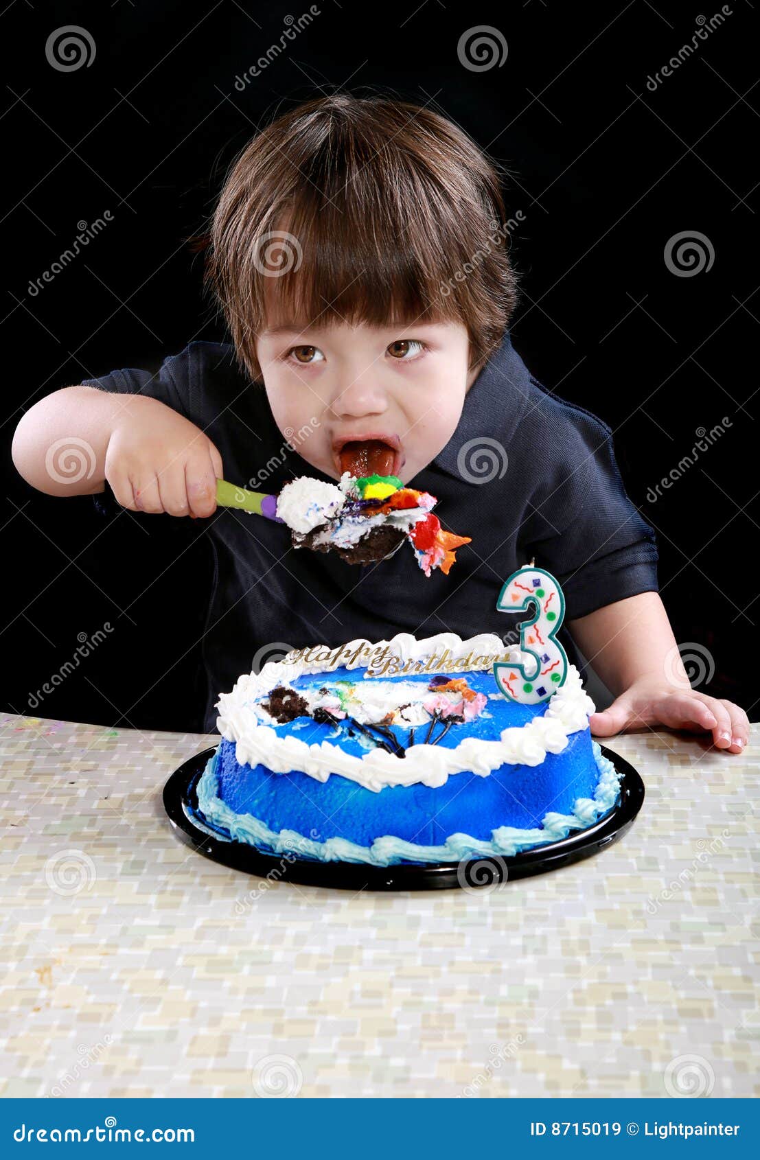 Child eating cake stock image. Image of face, leisure 8715019