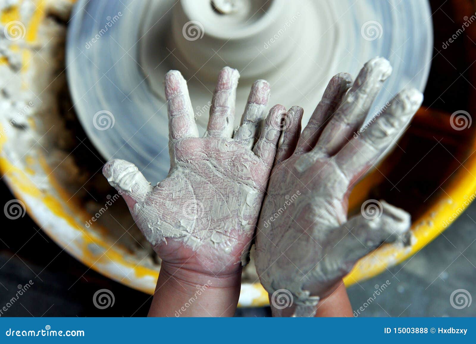 child play with pottery