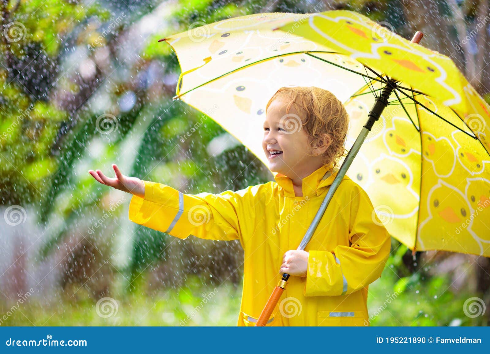 Farmyard Animals Design Kids Children School Outdoor Sunny Rainy Day Umbrella 