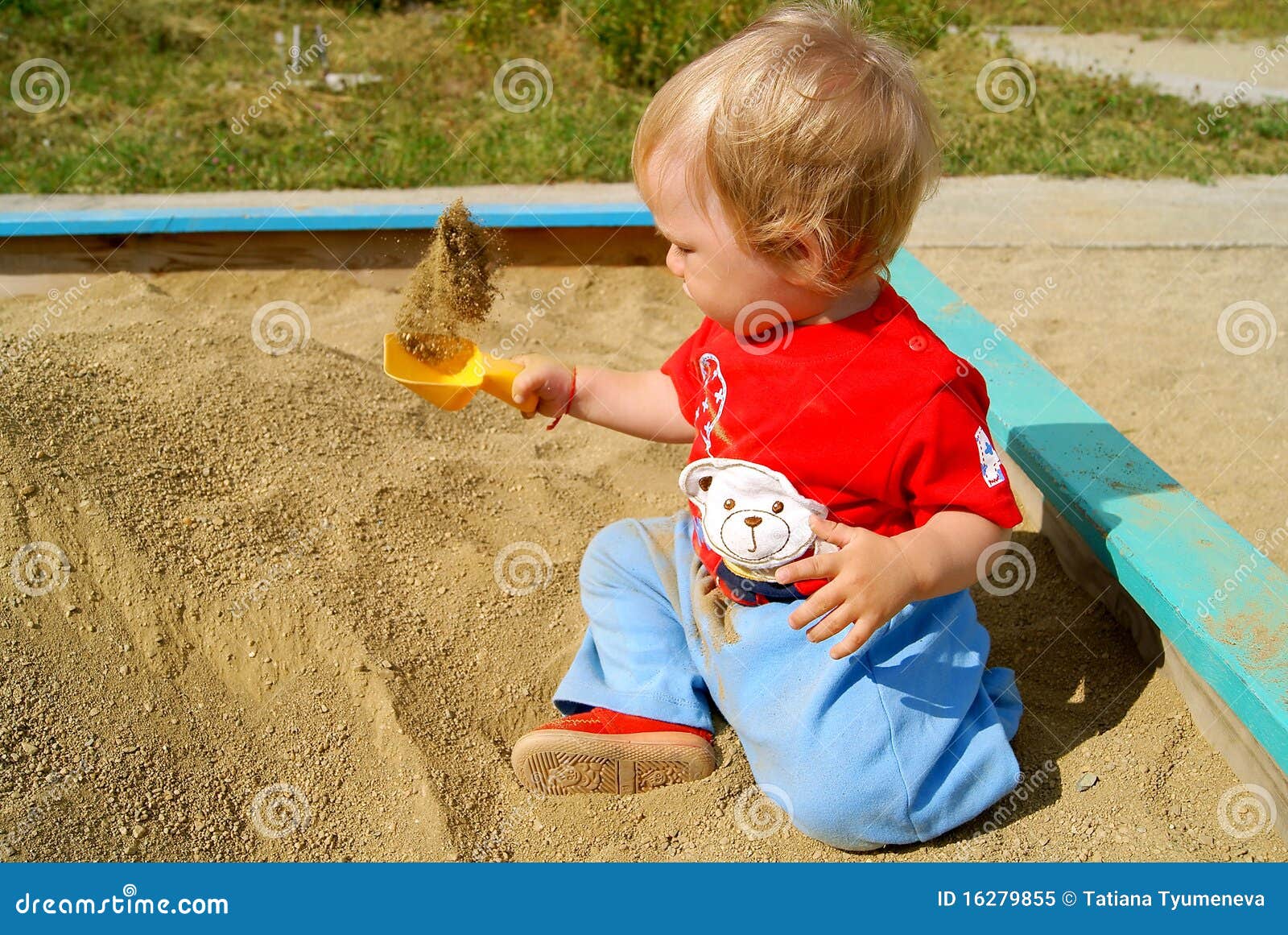 kids in the sandbox kids in the sandbox