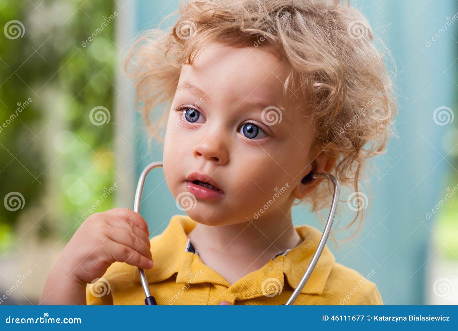 Child with a stethoscope stock image. Image of happy 46111677