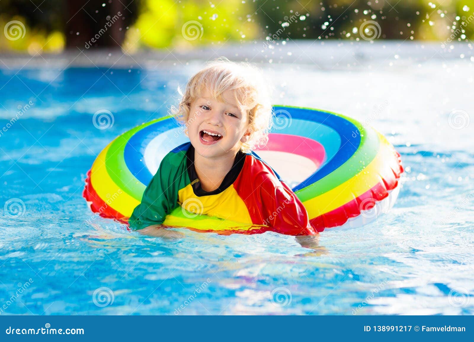 family pool float