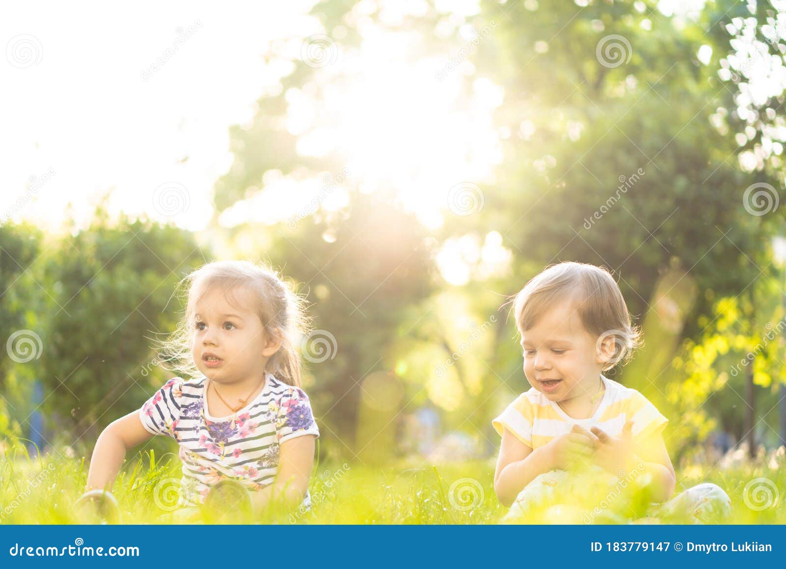 3 328 Cute Twins Boy Girl Photos Free Royalty Free Stock Photos From Dreamstime