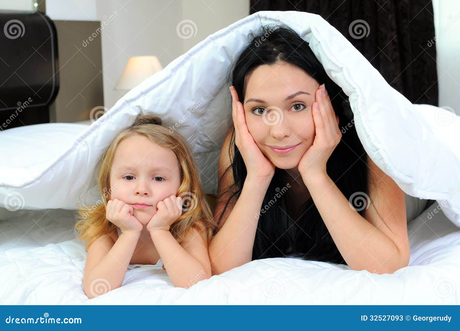 Children in bed stock image. Image of friendship, confidential - 32527093