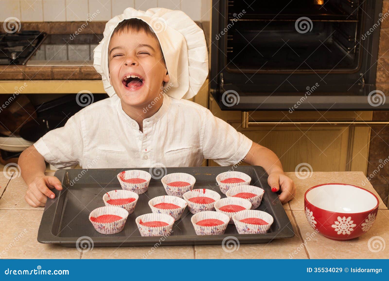 Children Cooking Christmas Cakes Stock Image - Image of family, drink