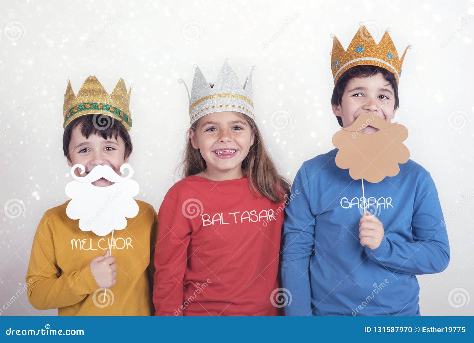 children disguised as three wise men