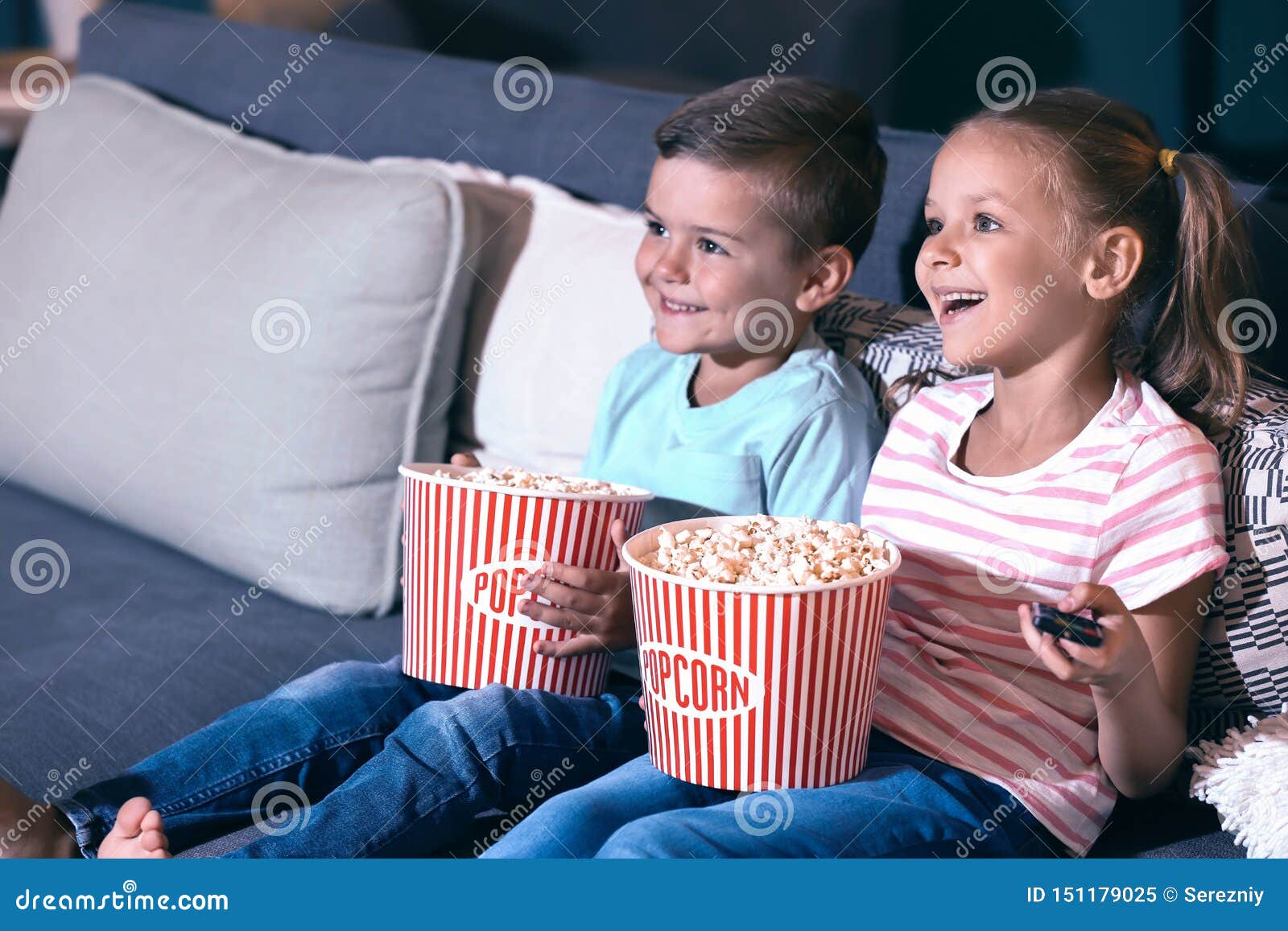 popcorn and tv popcorn and tv