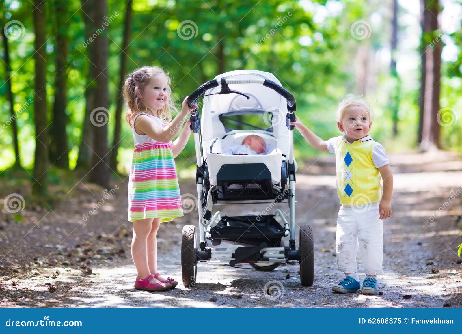 kids play buggy