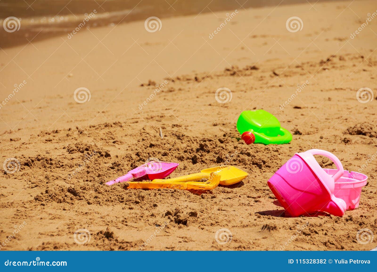 Children`s Beach Toys.Vacation Image of Children`s Beach Toys on the ...