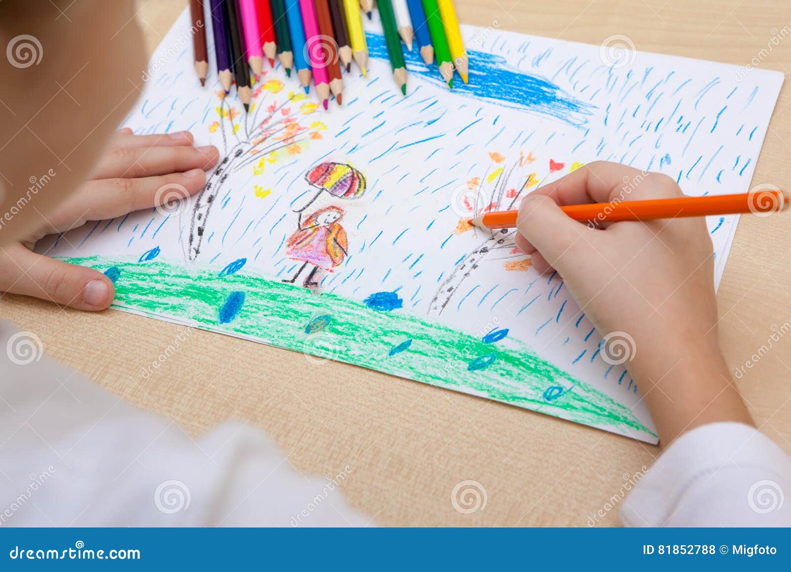 https://thumbs.dreamstime.com/z/children-s-drawing-pencils-child-draws-pencil-peace-81852788.jpg