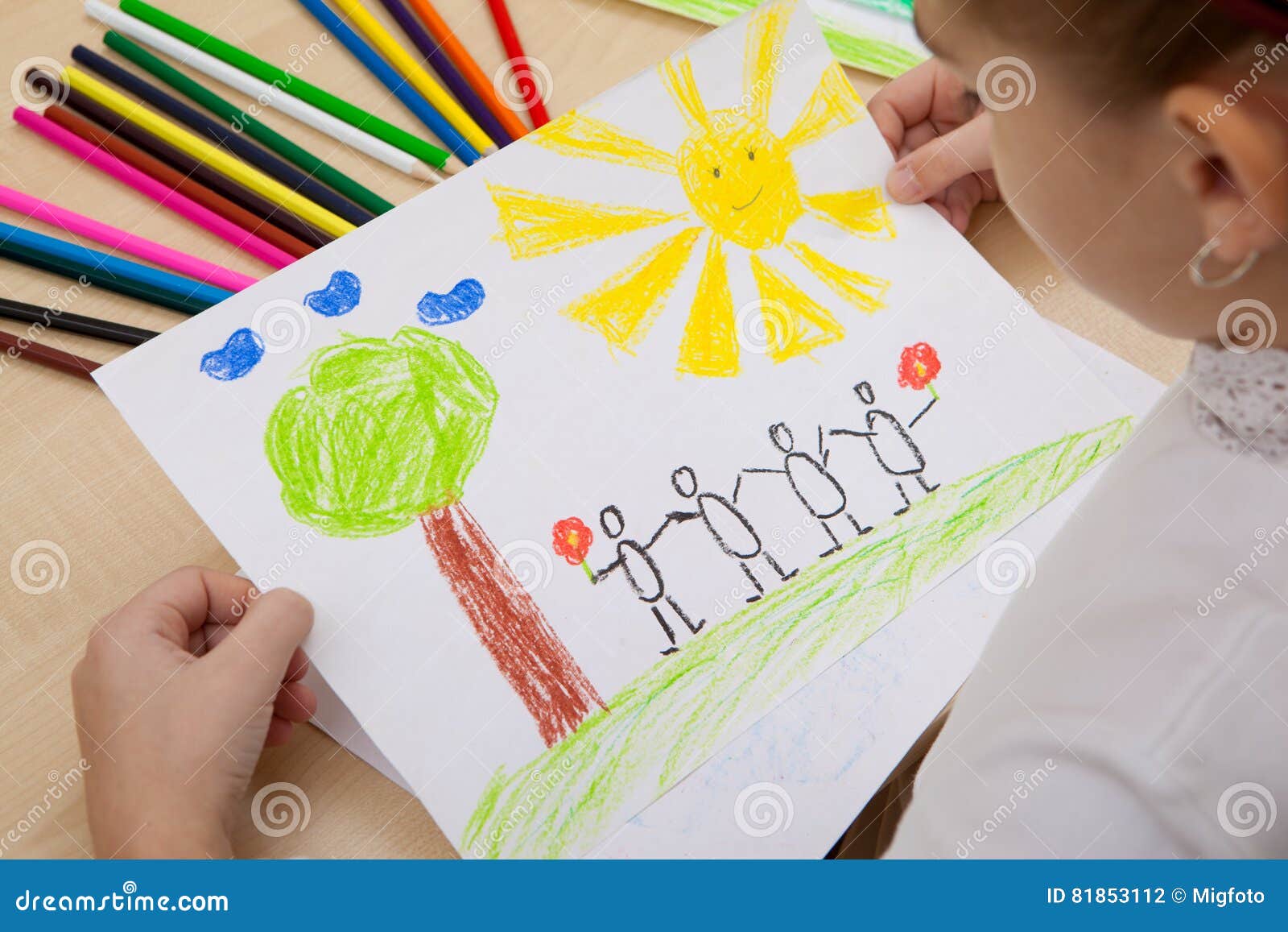 https://thumbs.dreamstime.com/z/children-s-drawing-pencils-girl-watching-pencil-sun-summer-nature-nature-conservancy-peace-81853112.jpg