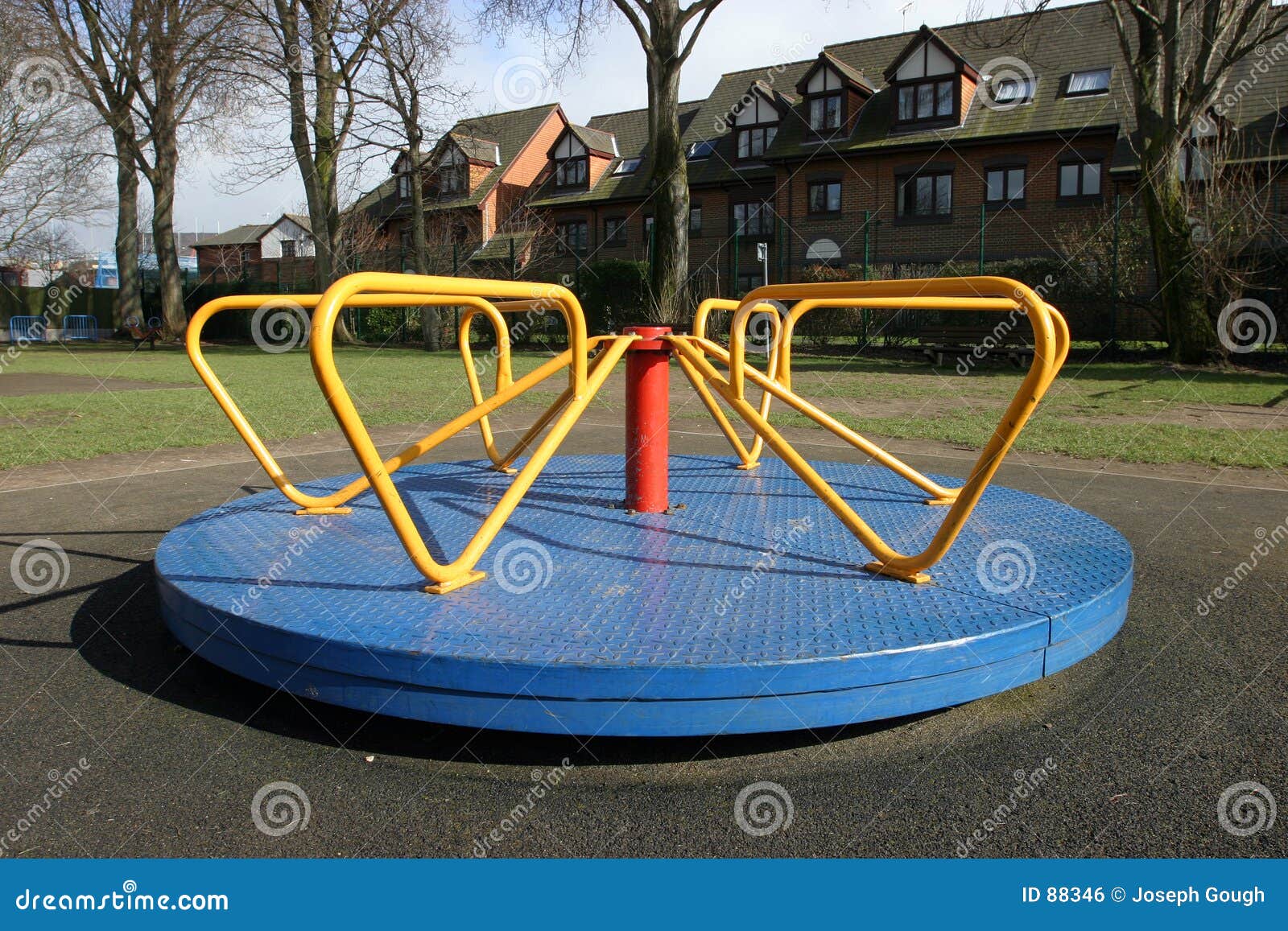 roundabout garden toy