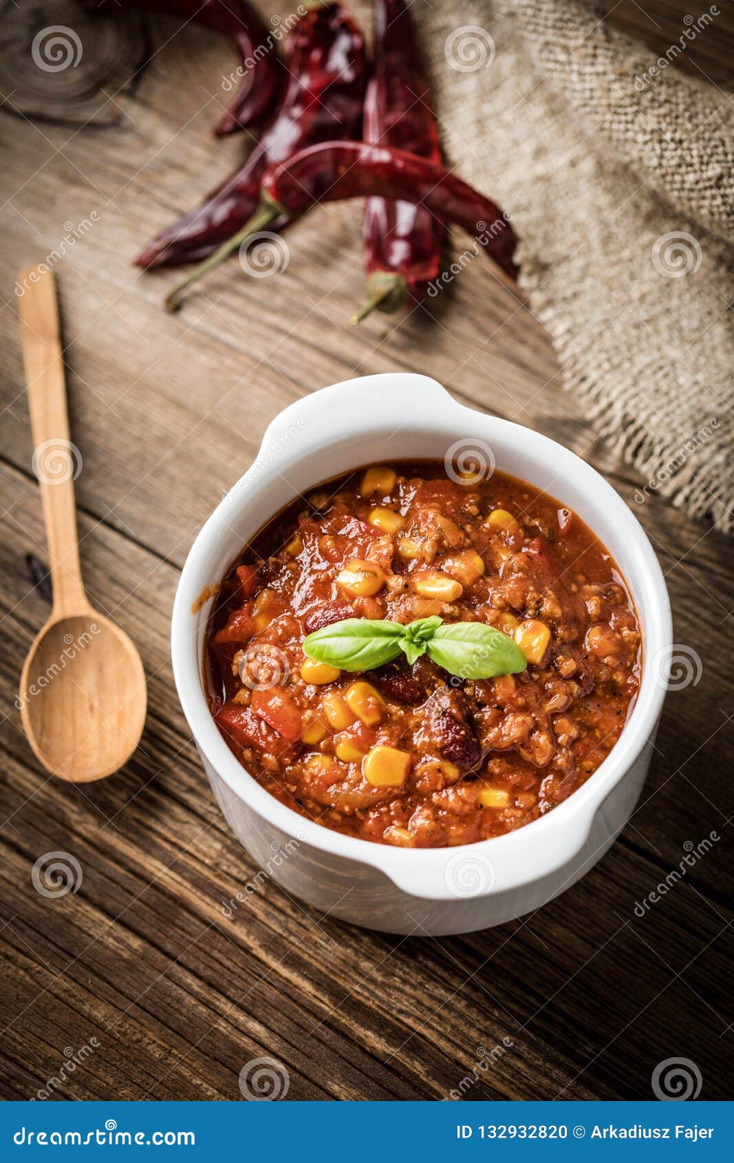Chili con carne mexicain photo stock. Image du épice 132932820