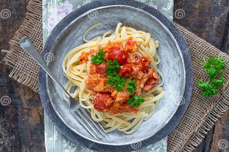 Chilli Crab and Cherry Tomato Linguine Stock Photo - Image of crab