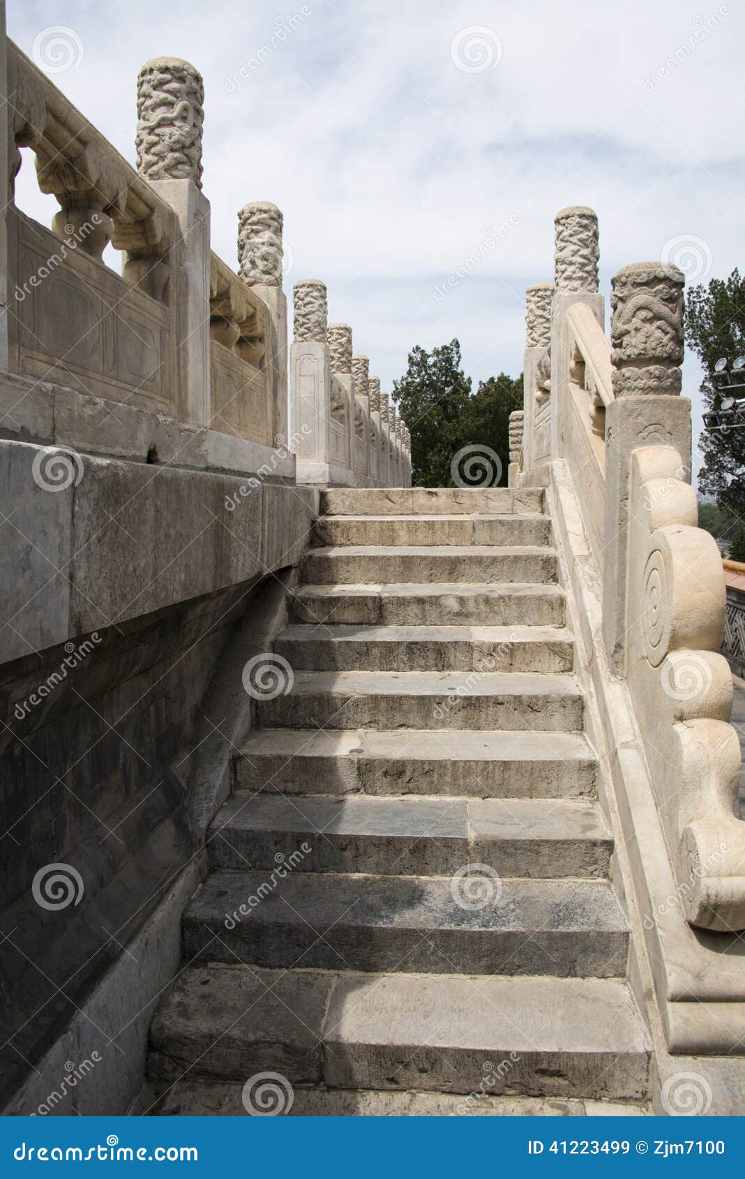 China Asia, Beijing, Beihai Park, the White Pagoda. Chinese Asia, Beijing, Beihai Park, Baita, is one of the oldest extant China, the most complete, the most comprehensive and representative of the Royal Garden