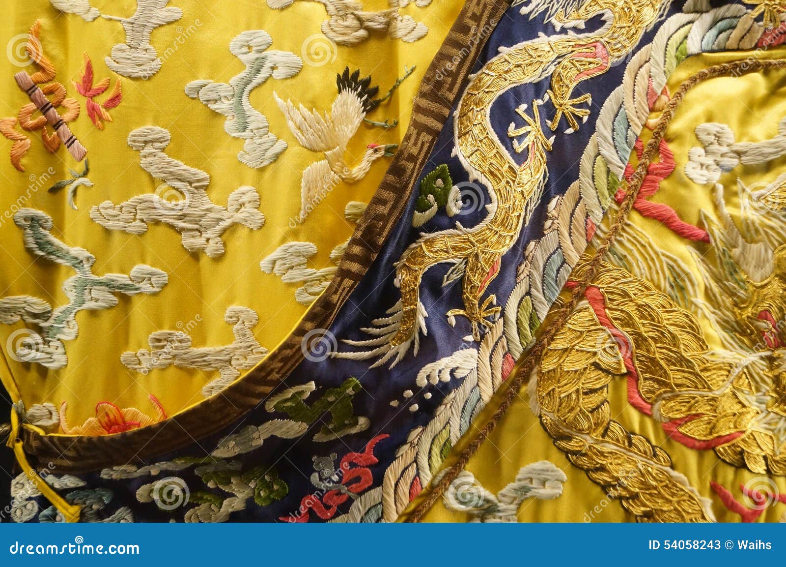 china qing dynasty imperial robes