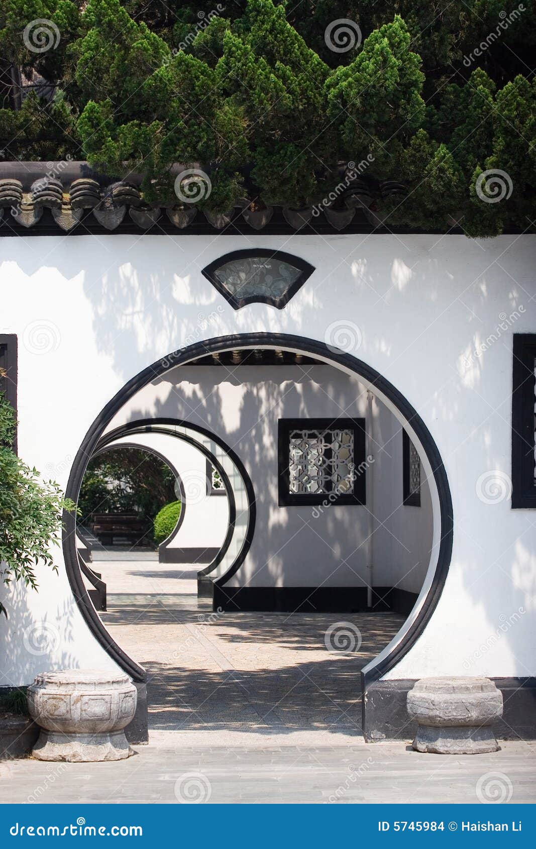 chinese arched door