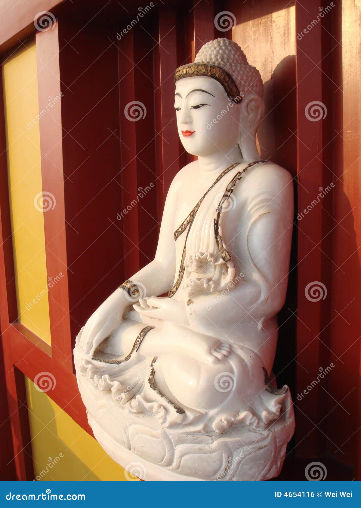 Chinese Buddhist statue stock photo. Image of traditional 4654116