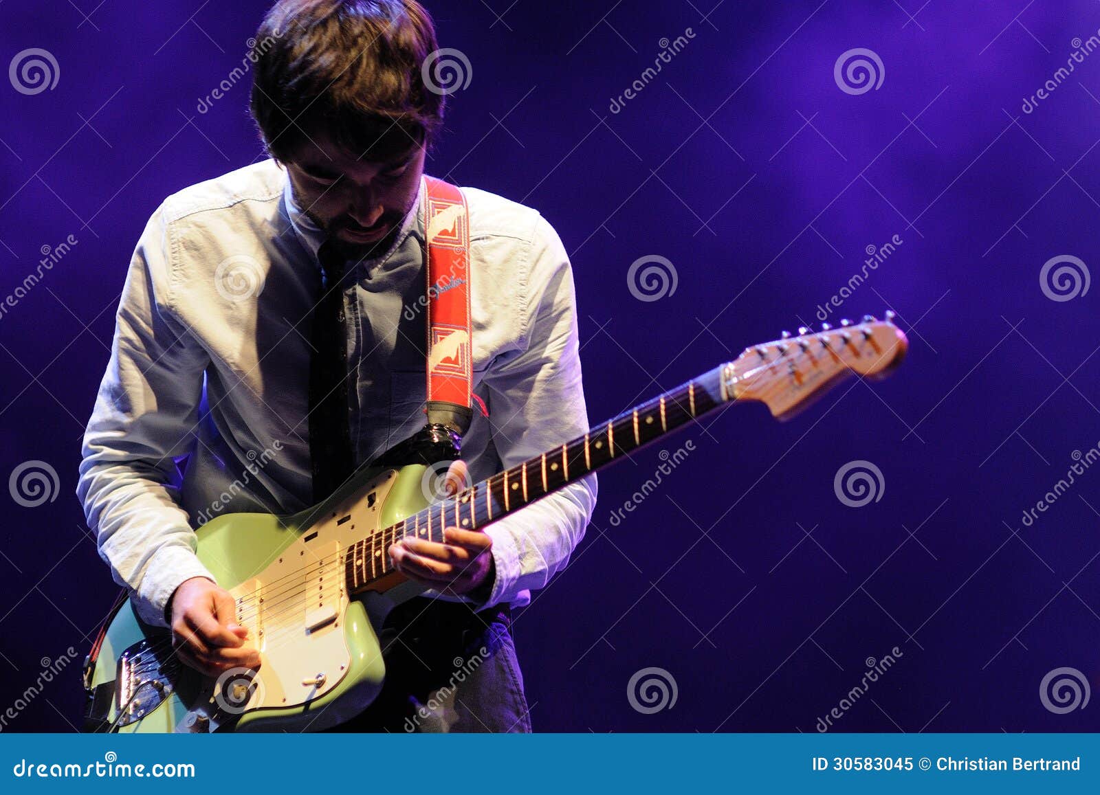 Chinese Christmas Cards Band Performs at Sant Jordi Club Editorial ...