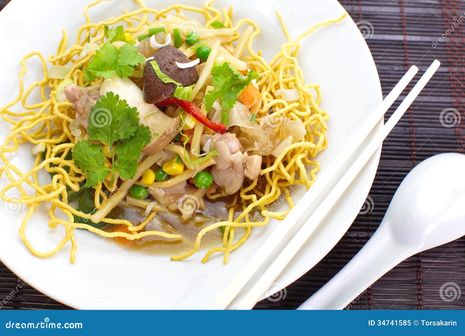 Chinese Deep Fried Noodle stock image. Image of crispy 34741585