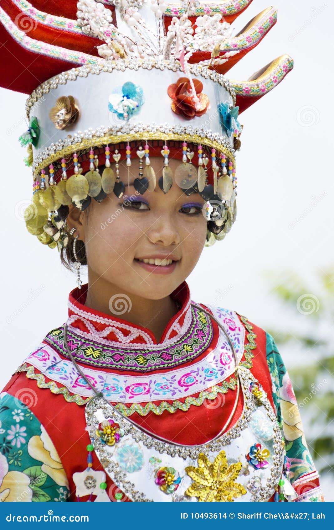 Chinese Ethnic Girl in Traditional Dress Stock Photo - Image of teen ...