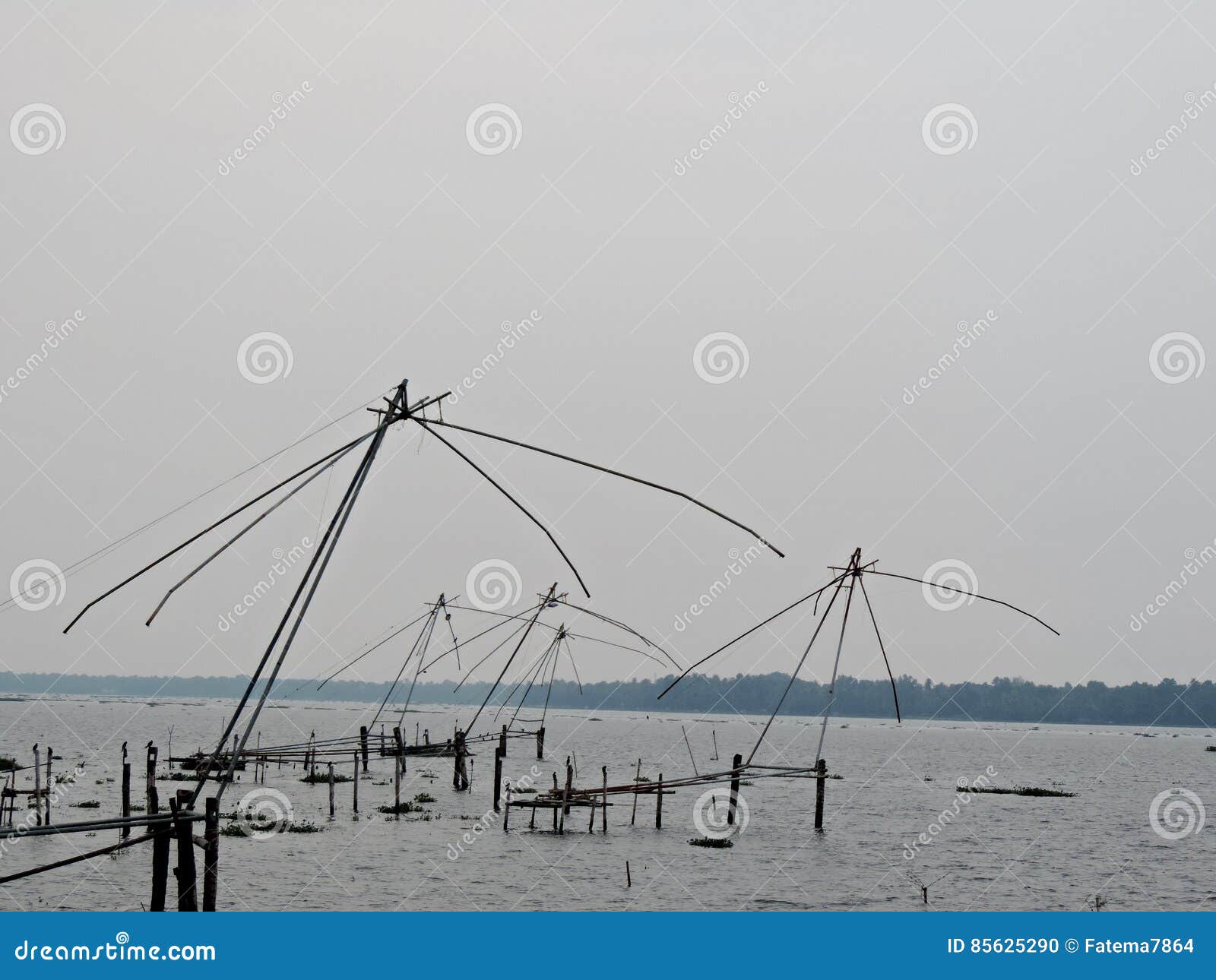 Chinese Fishing Net Poles in the Backwaters of Kerala, India Stock Photo -  Image of calm, holiday: 85625290