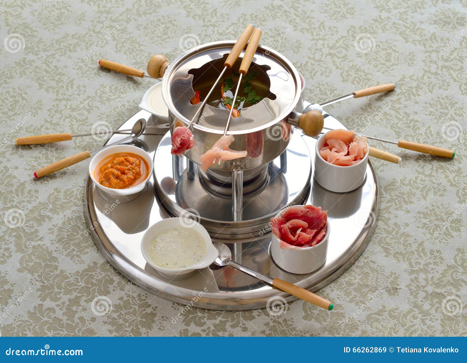 The Chinese Fondue with Broth. Image - Image of bourguignonne, asia: 66262869