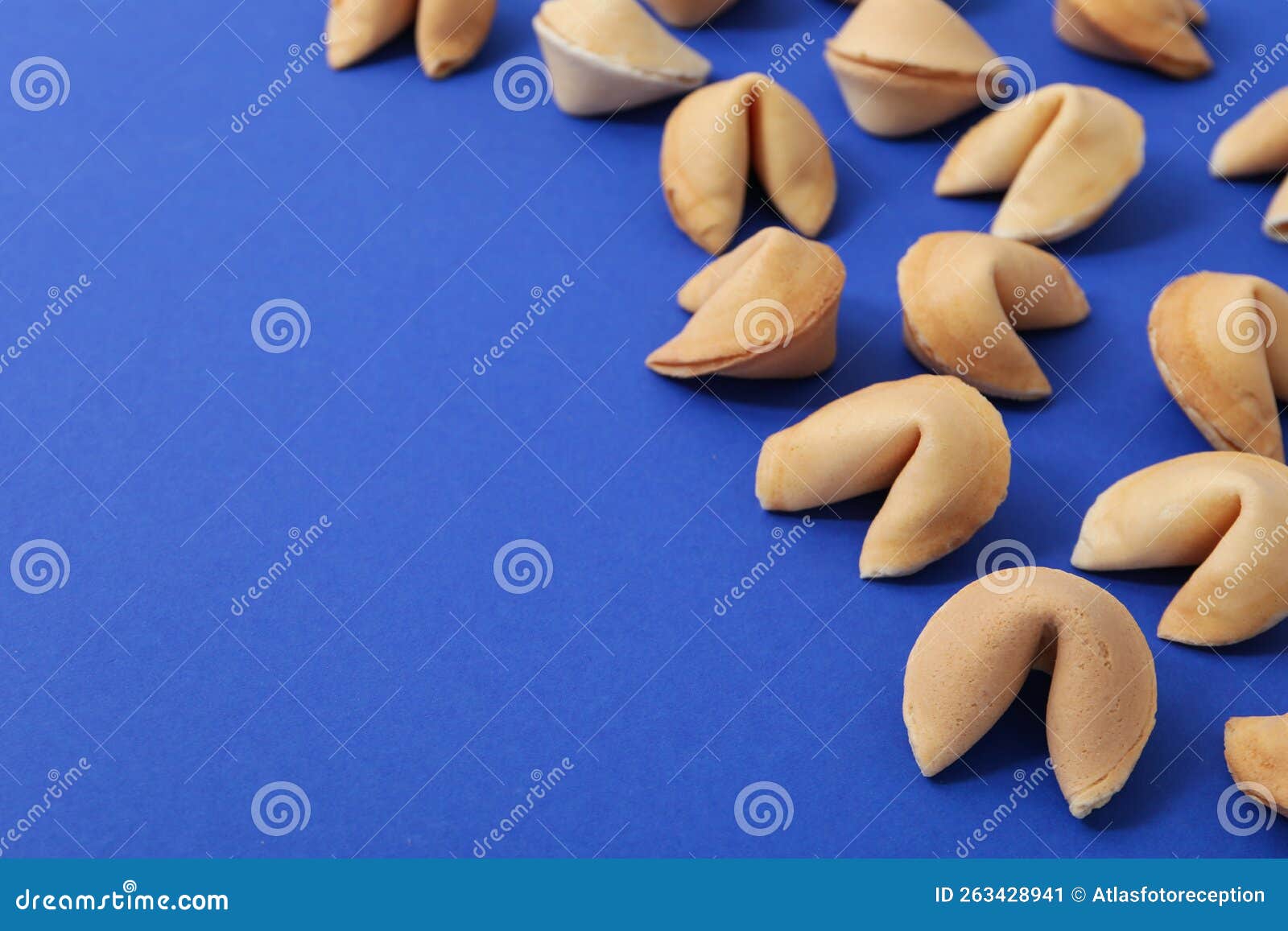 Chinese Fortune Cookies with Prediction Words, Space for Text Stock