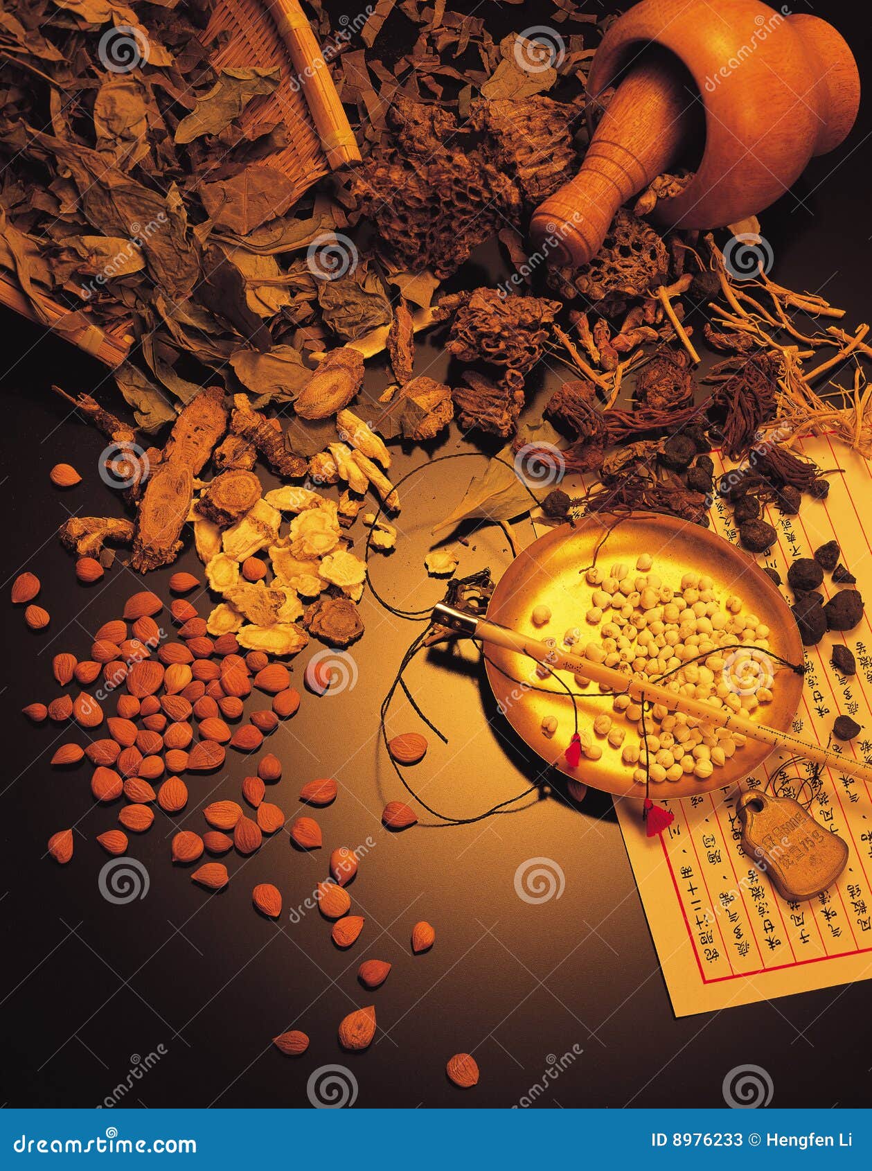 Chinese geneeskunde stock afbeelding. Afbeelding bestaande uit