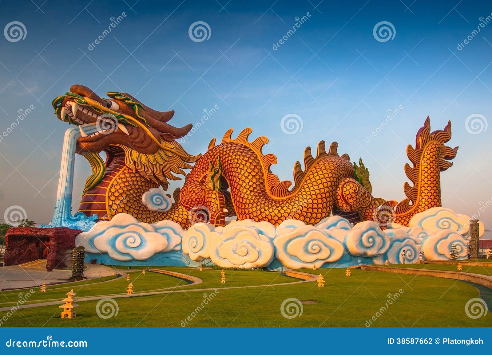 Chinese Golden Dragon Statue Stock Photo Image of holy, path 38587662