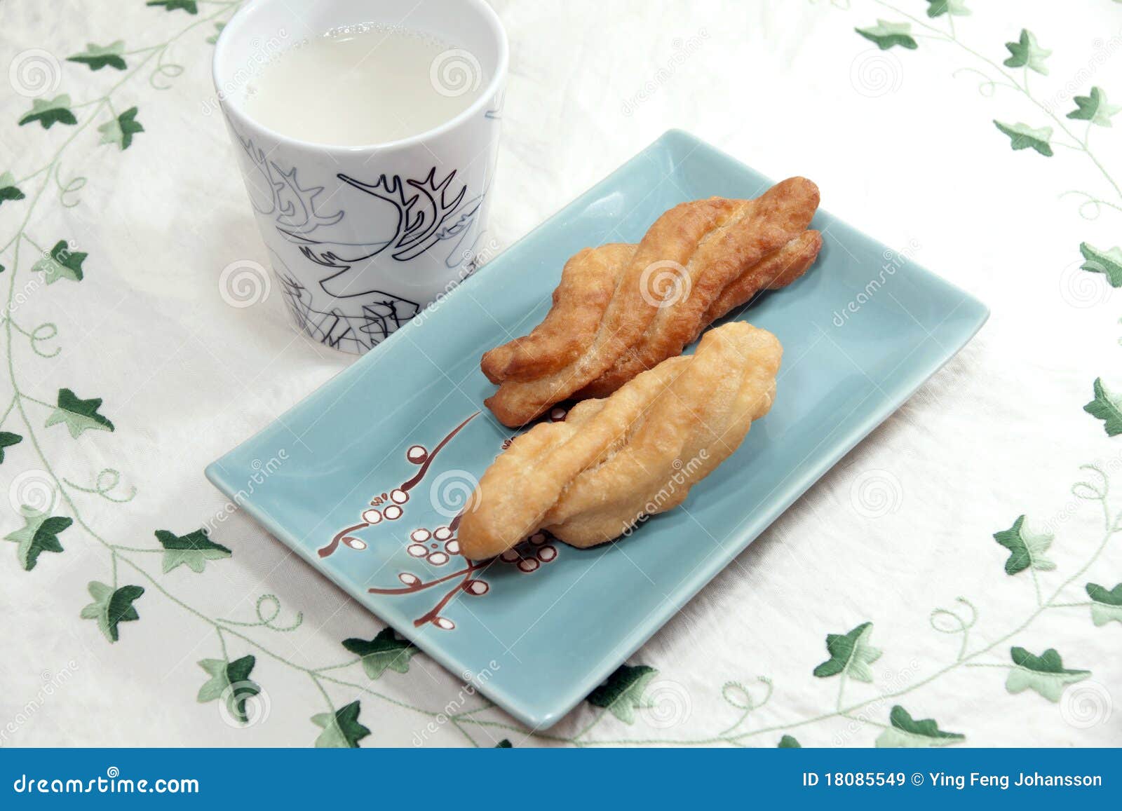 Chinese pastry dish stock image. Image of snack, plate 18085549