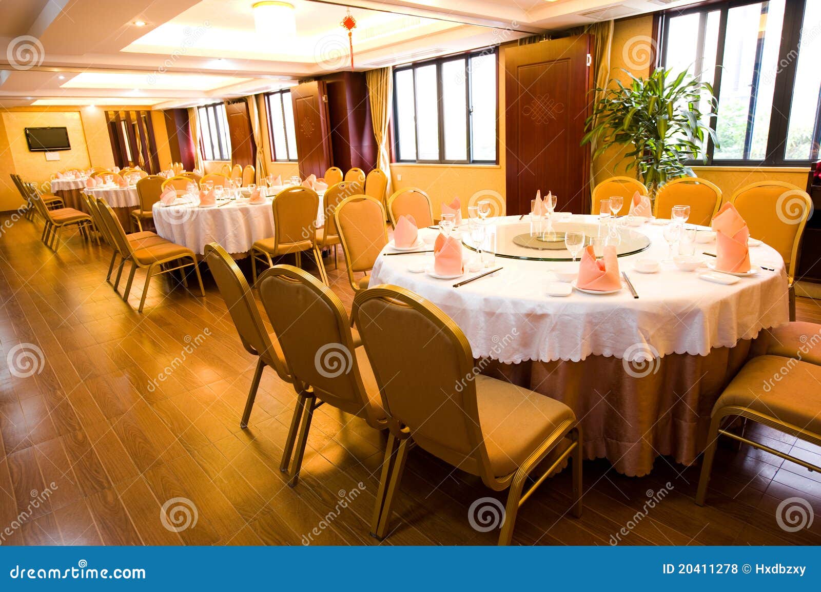 Chinese restaurant stock photo. Image of dining, interior - 20411278