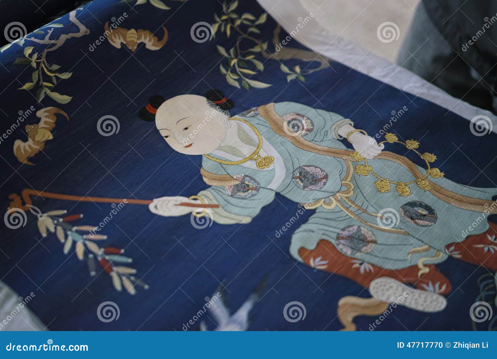 Chinese silk tapestry stock photo. Image of child, weaving 47717770