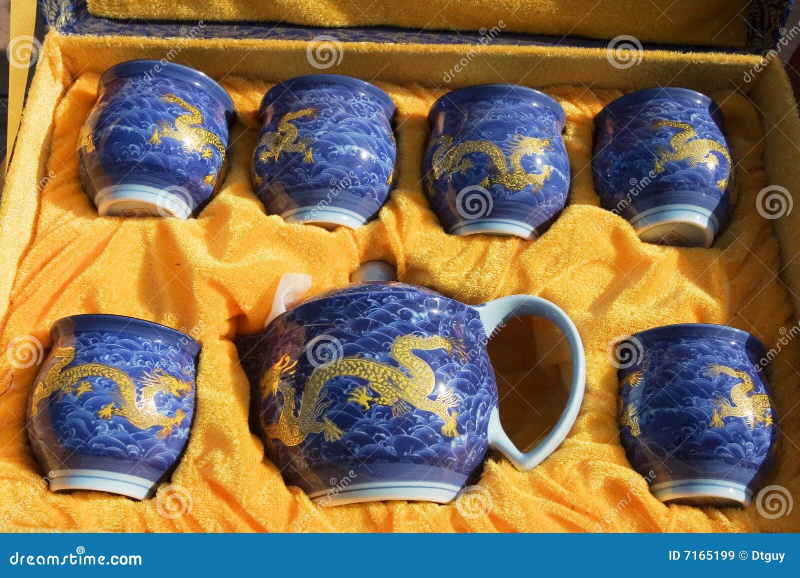 Chinese teapot stock image. Image of porcelain, history 7165199