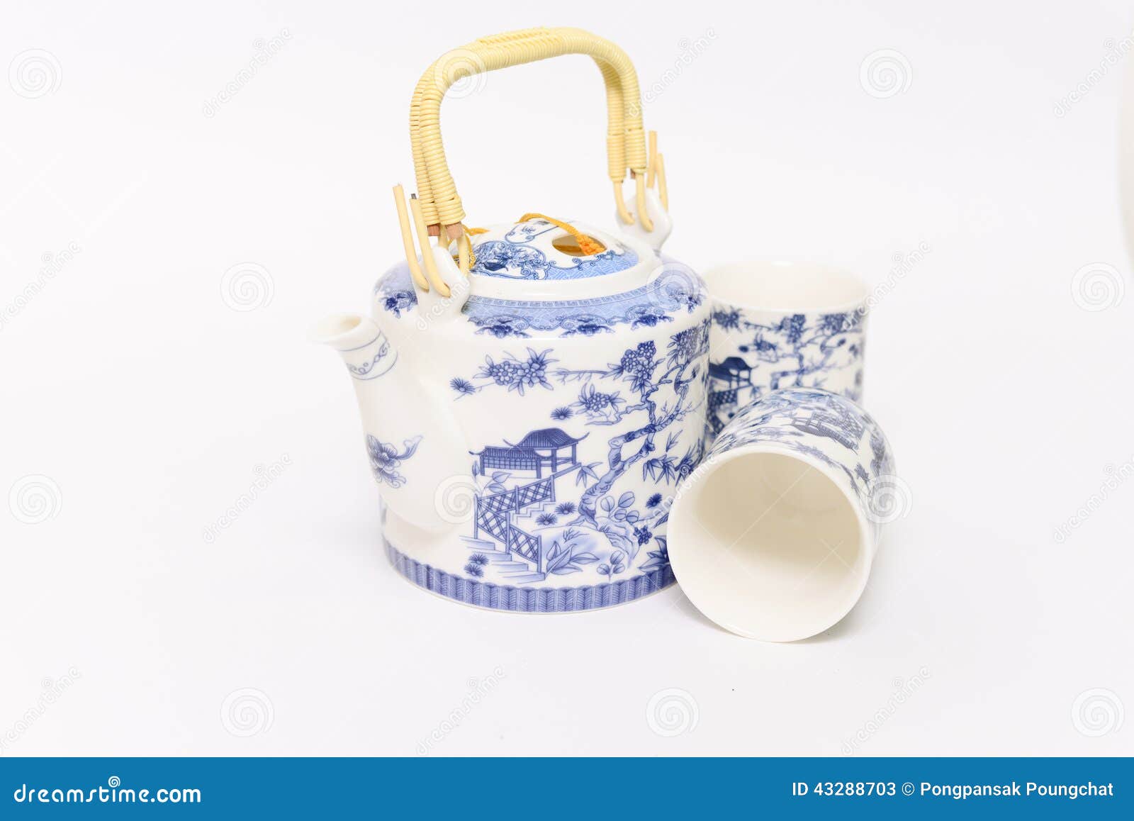 Chinese Teapot set stock image. Image of breaktime, white 43288703