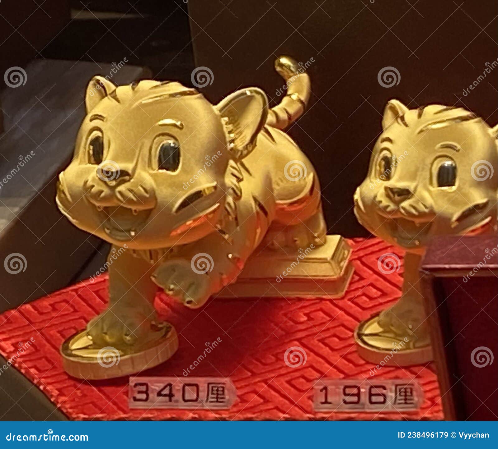 Chinese Zodiac Animal Tigers Year of the Tiger Gold Sculpture Golden
