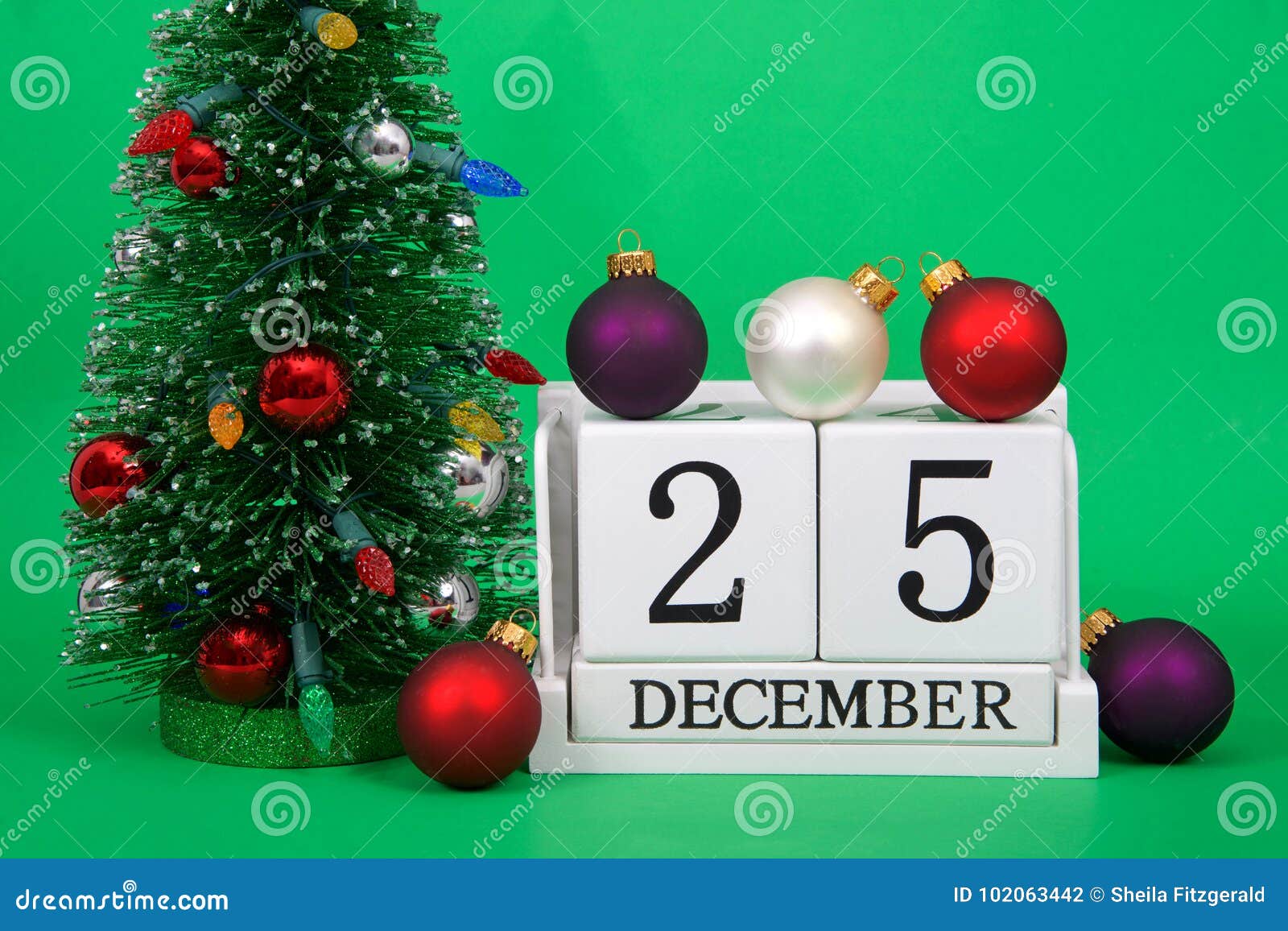 Data Del Natale.Chiuda Su Dei Blocchi Di Legno Con Data Il Natale Del 25 Dicembre Fotografia Stock Immagine Di Evento Giorno 102063442