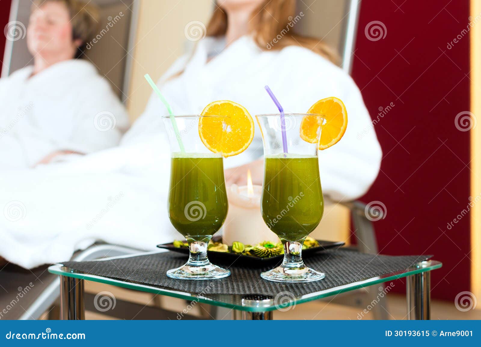 wellness - chlorophyll-shake on a table