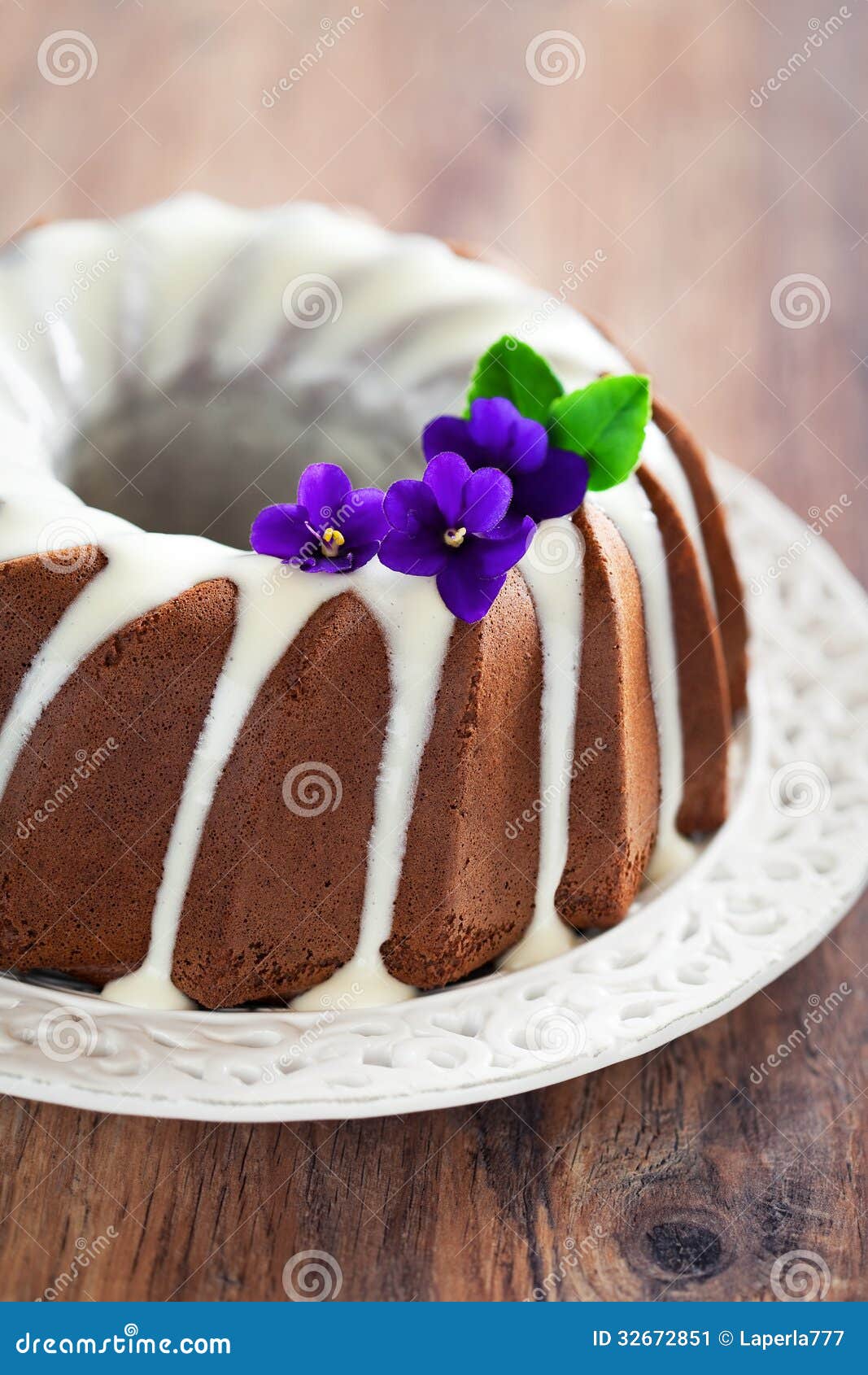 Chocolate bundt cake stock image. Image of icing, gourmet 32672851