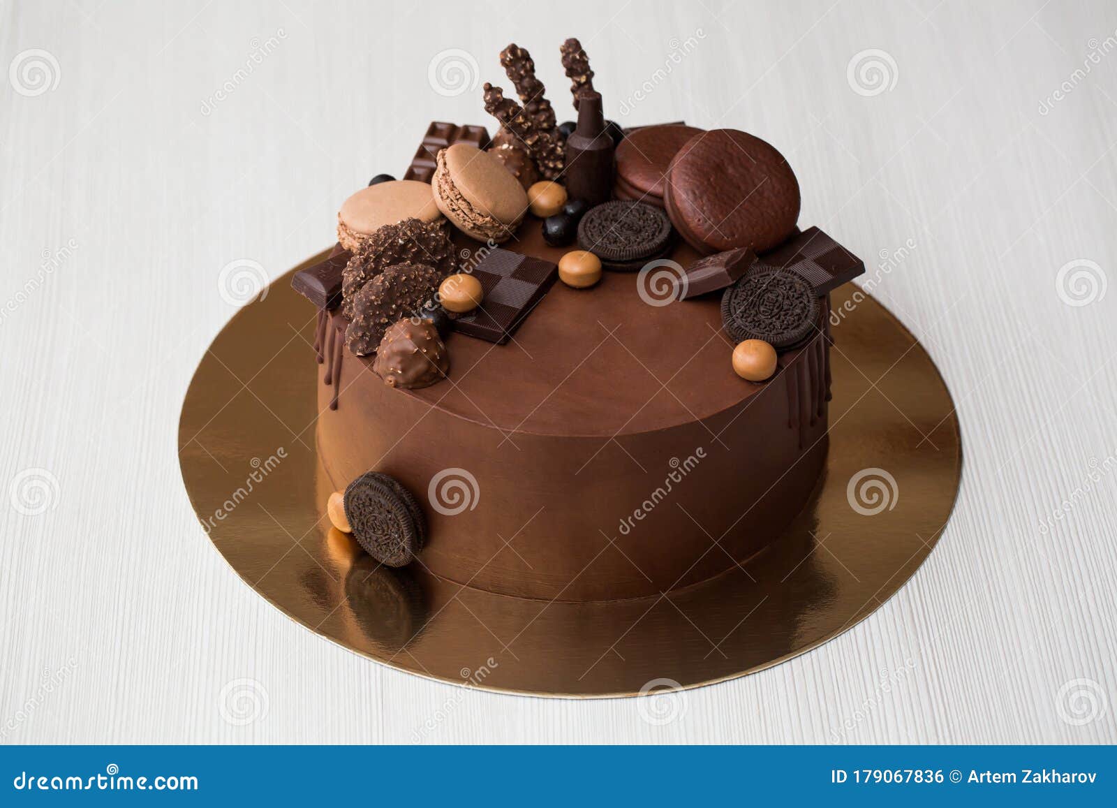 Chocolate Cake for Men with Chocolate Decorations and the Streaks ...