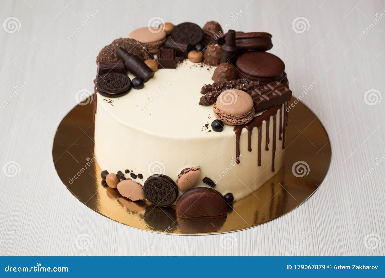 Chocolate Cake for Men with Chocolate Decorations and the Streaks ...