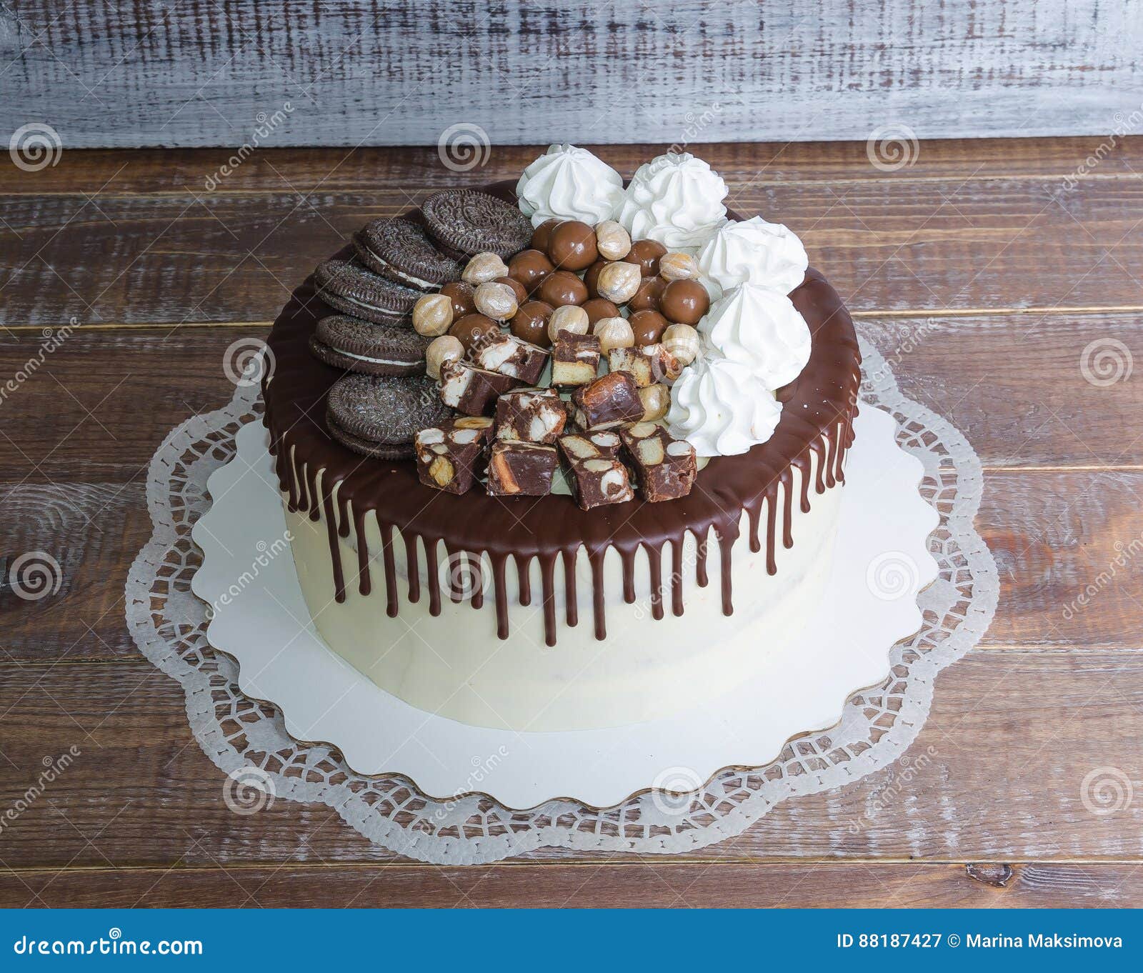 Chocolate Color Drip Cream Cheese Cake with Cookies Stock Image Image