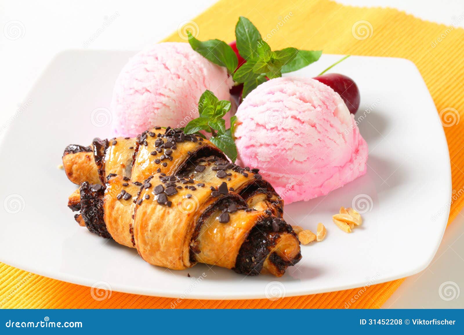 chocolate crescent rolls with ice cream