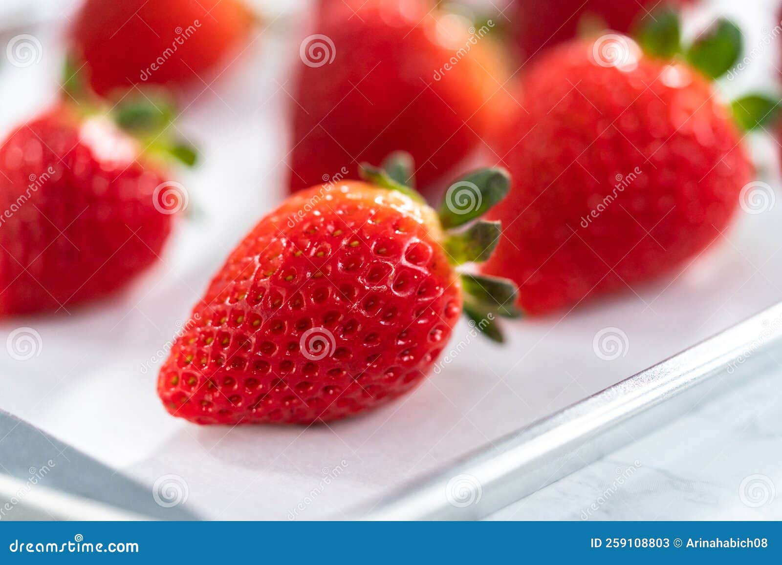 Chocolate Dipped Strawberries Stock Image Image of fresh, romantic