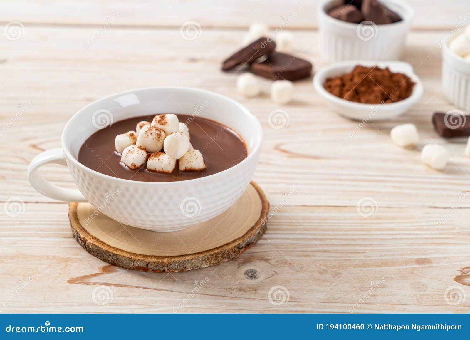 Chocolate Quente Com Marshmallow Foto de Stock Imagem de xmas