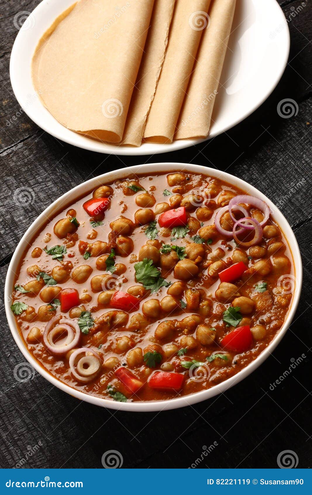 chola masala served in bowl