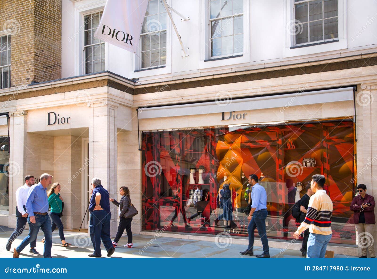 Luxury Shopping in London, Old & New Bond Street 